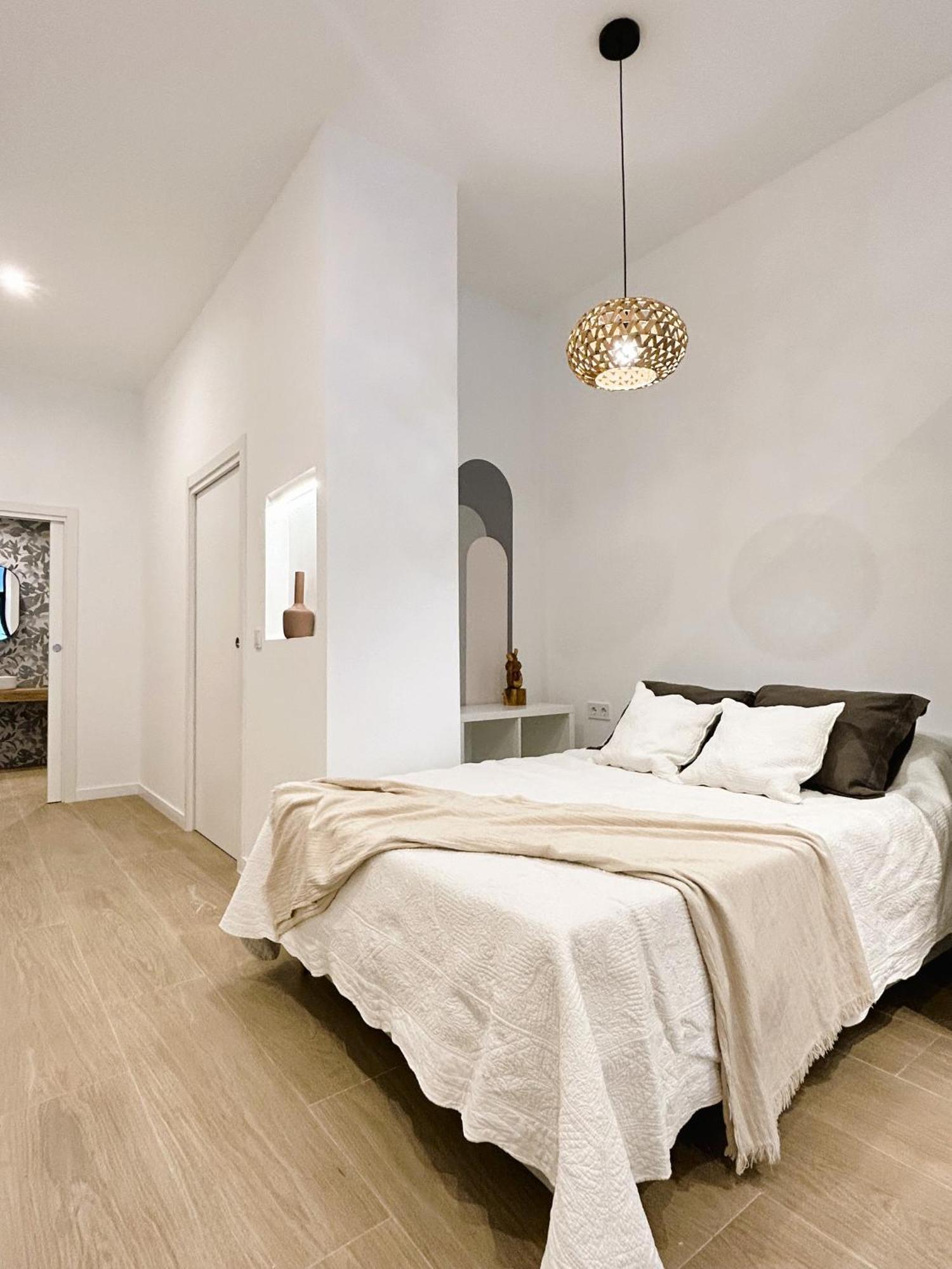 Estudio A Estrenar A Metros De Los Jardines Del Turia Valencia Room photo