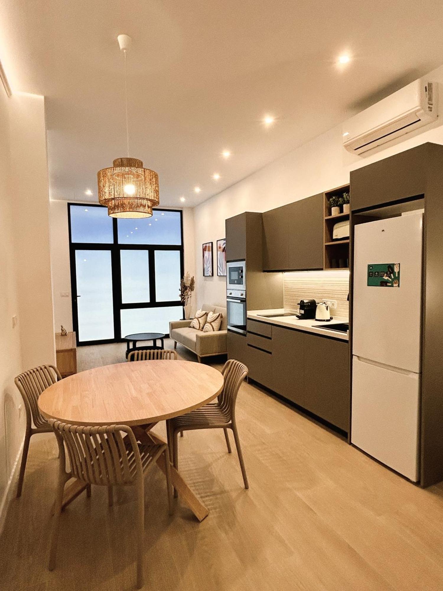 Estudio A Estrenar A Metros De Los Jardines Del Turia Valencia Room photo